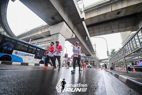 Race photo from Smartfren Run 2024