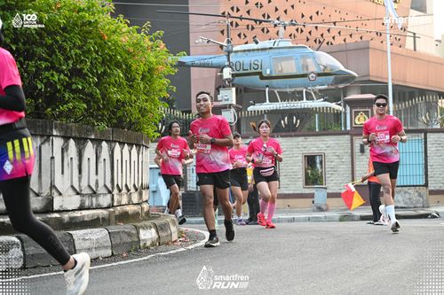 Race photo from Smartfren Run 2025 