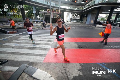 Race photo from Nu Skin Run 10K