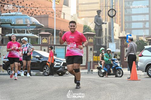 Race photo from Smartfren Run 2025 