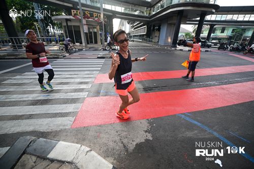 Race photo from Nu Skin Run 10K