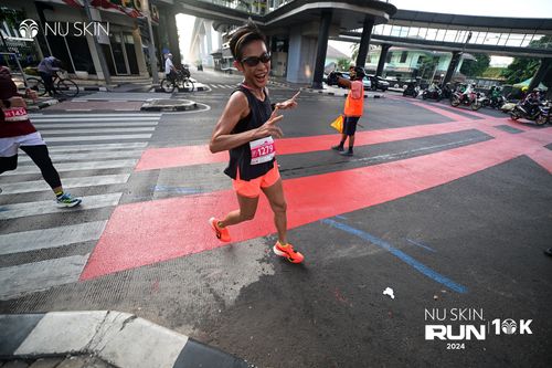 Race photo from Nu Skin Run 10K