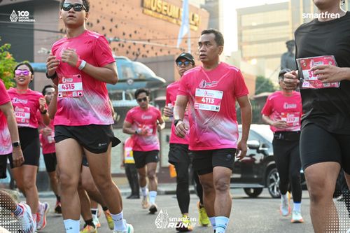 Race photo from Smartfren Run 2025 