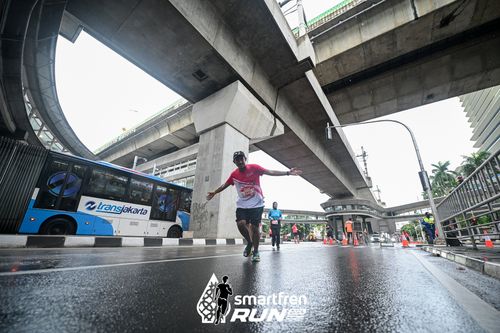Race photo from Smartfren Run 2024
