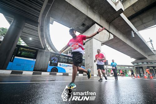 Race photo from Smartfren Run 2024