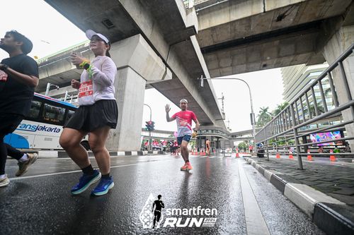 Race photo from Smartfren Run 2024