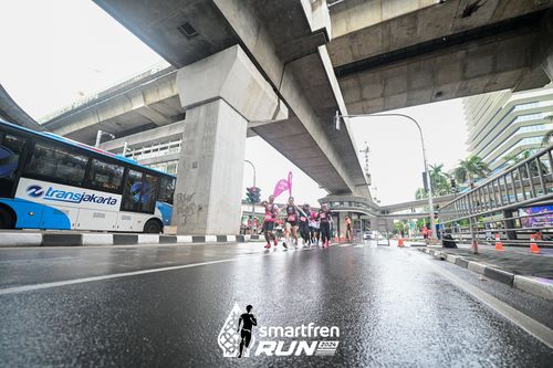 Race photo from Smartfren Run 2024