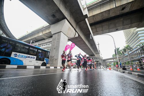 Race photo from Smartfren Run 2024
