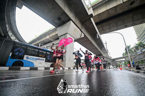 Race photo from Smartfren Run 2024