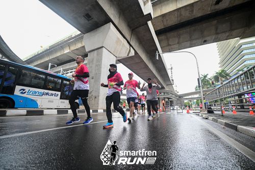 Race photo from Smartfren Run 2024
