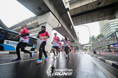Race photo from Smartfren Run 2024