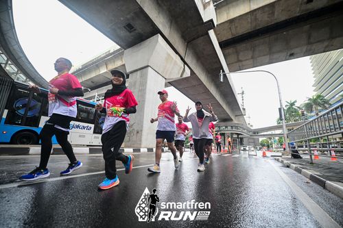 Race photo from Smartfren Run 2024