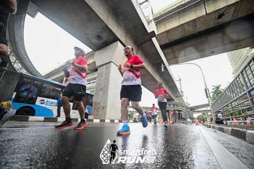 Race photo from Smartfren Run 2024