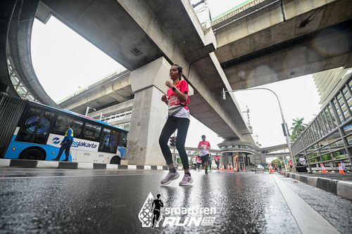 Race photo from Smartfren Run 2024