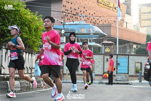 Race photo from Smartfren Run 2025 