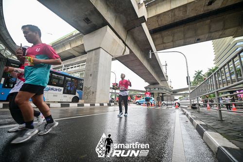 Race photo from Smartfren Run 2024