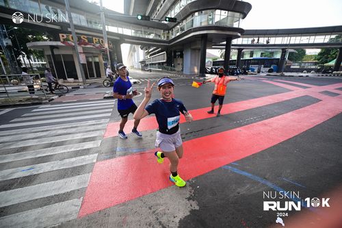 Race photo from Nu Skin Run 10K