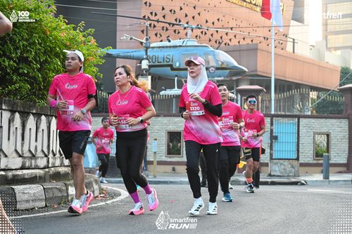 Race photo from Smartfren Run 2025 