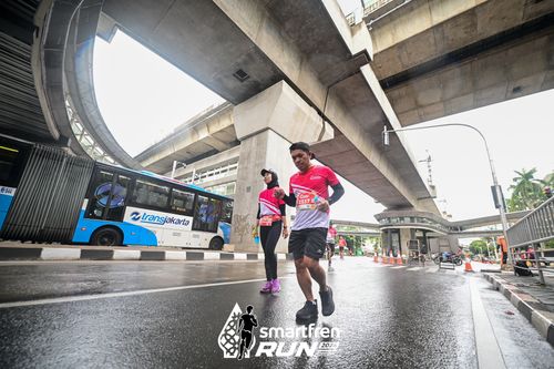 Race photo from Smartfren Run 2024