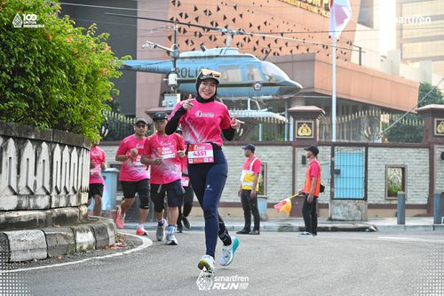 Race photo from Smartfren Run 2025 