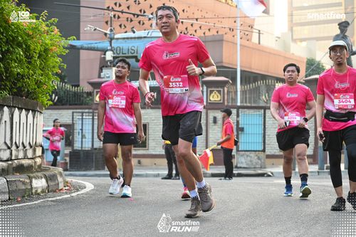 Race photo from Smartfren Run 2025 