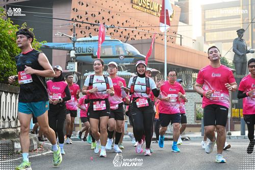 Race photo from Smartfren Run 2025 