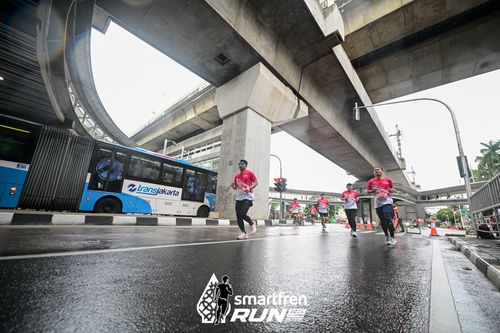 Race photo from Smartfren Run 2024