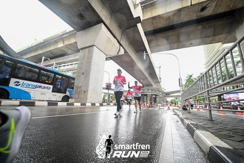 Race photo from Smartfren Run 2024