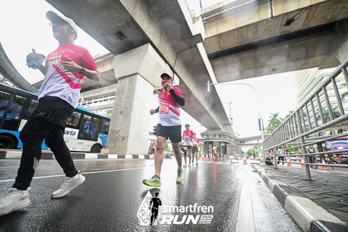 Race photo from Smartfren Run 2024