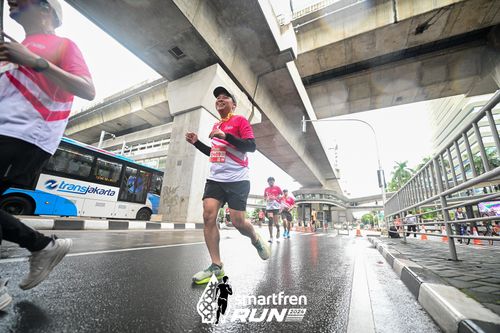 Race photo from Smartfren Run 2024
