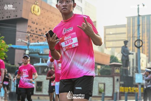 Race photo from Smartfren Run 2025 