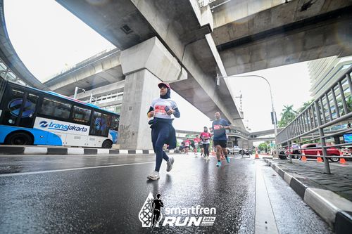 Race photo from Smartfren Run 2024