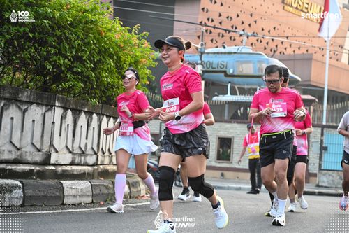 Race photo from Smartfren Run 2025 