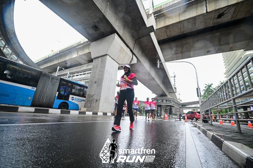 Race photo from Smartfren Run 2024