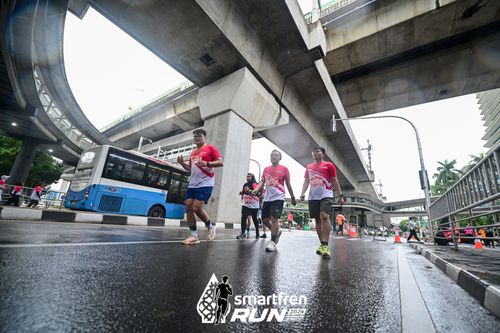 Race photo from Smartfren Run 2024
