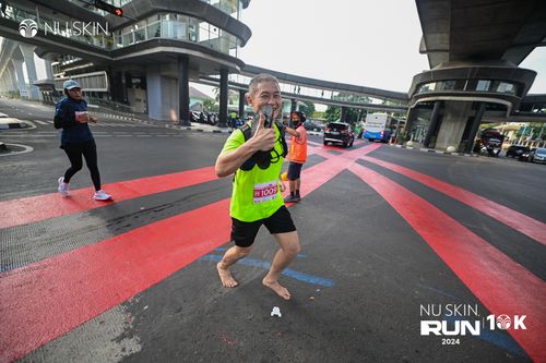 Race photo from Nu Skin Run 10K