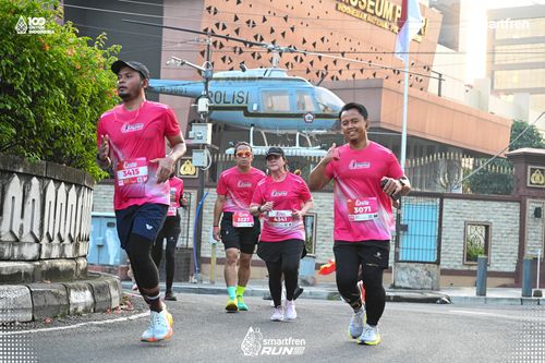 Race photo from Smartfren Run 2025 