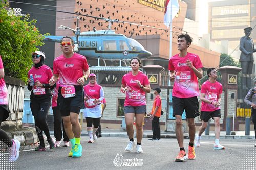 Race photo from Smartfren Run 2025 