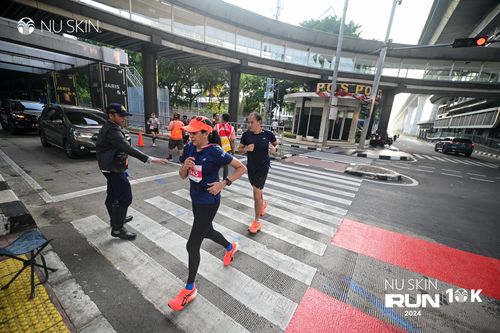 Race photo from Nu Skin Run 10K