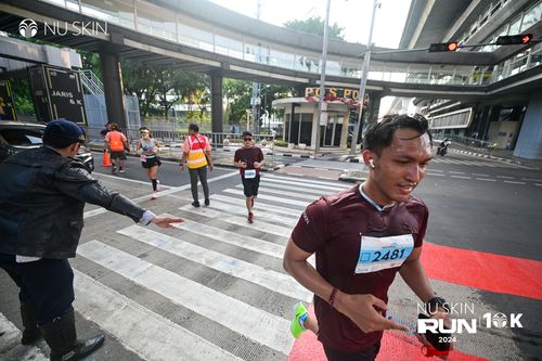 Race photo from Nu Skin Run 10K
