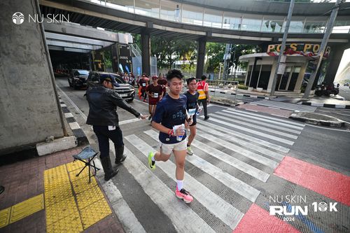 Race photo from Nu Skin Run 10K