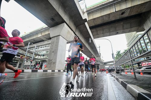 Race photo from Smartfren Run 2024