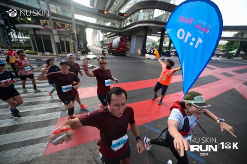 Race photo from Nu Skin Run 10K