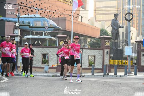 Race photo from Smartfren Run 2025 