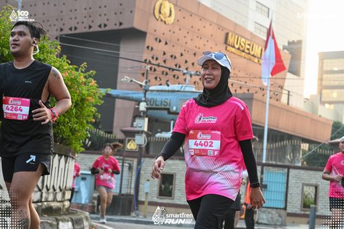 Race photo from Smartfren Run 2025 