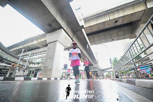 Race photo from Smartfren Run 2024