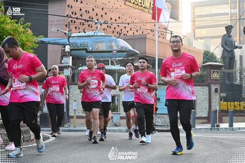 Race photo from Smartfren Run 2025 
