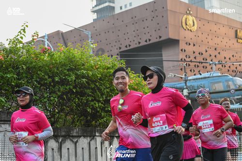 Race photo from Smartfren Run 2025 