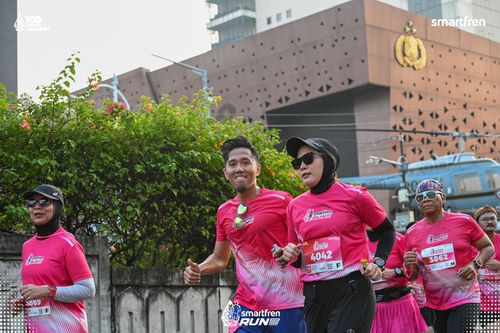 Race photo from Smartfren Run 2025 