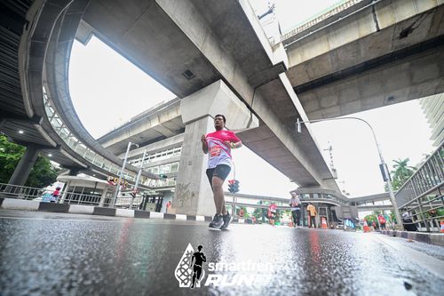 Race photo from Smartfren Run 2024